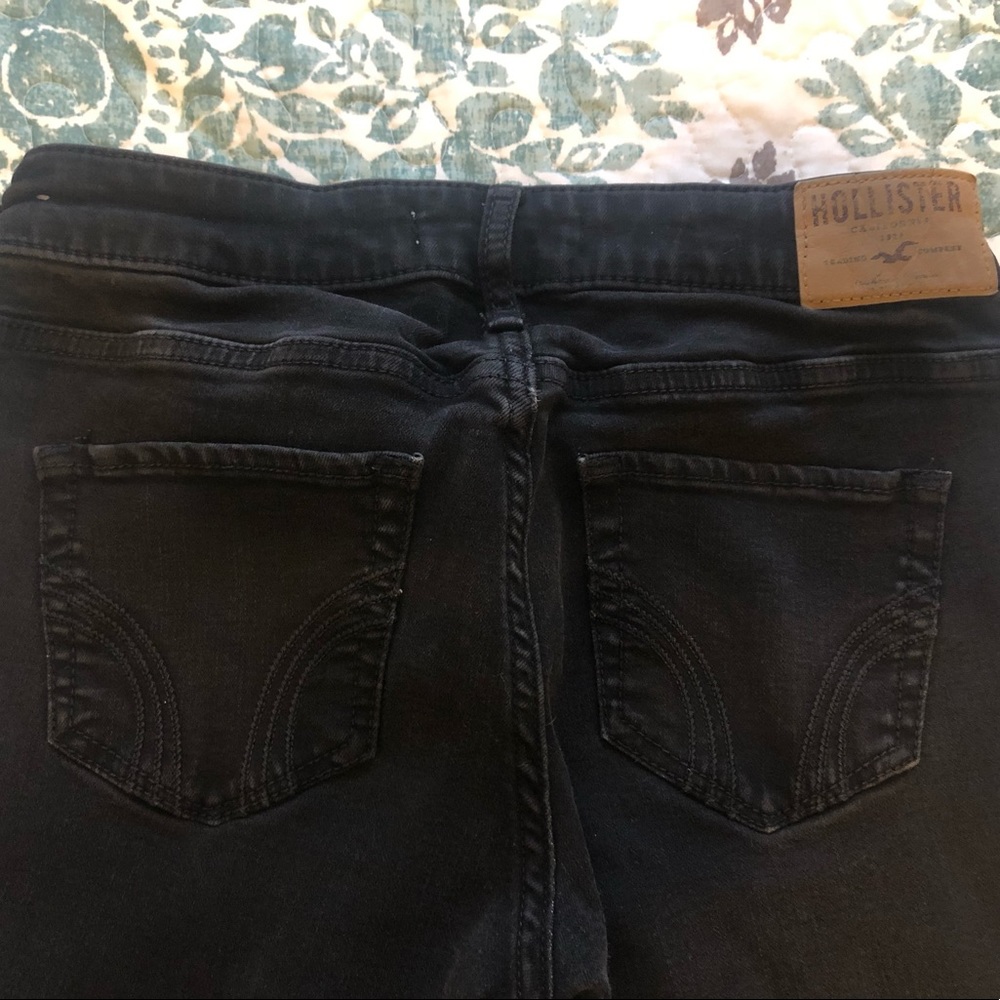 Hollister Jeans - Picture 5 of 5